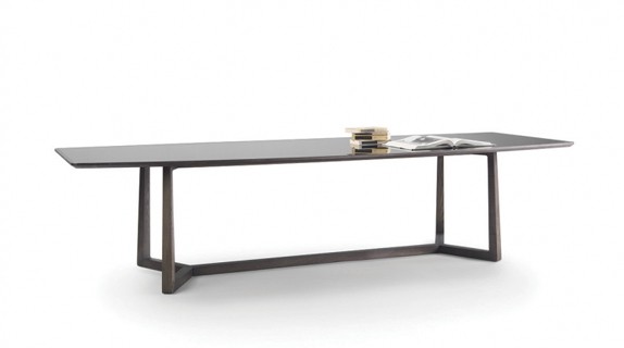 Flexform furniture, Milan - Flexform Tables